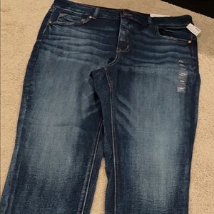 KanCan Super Cute Distressed Ankle 20W Jeans